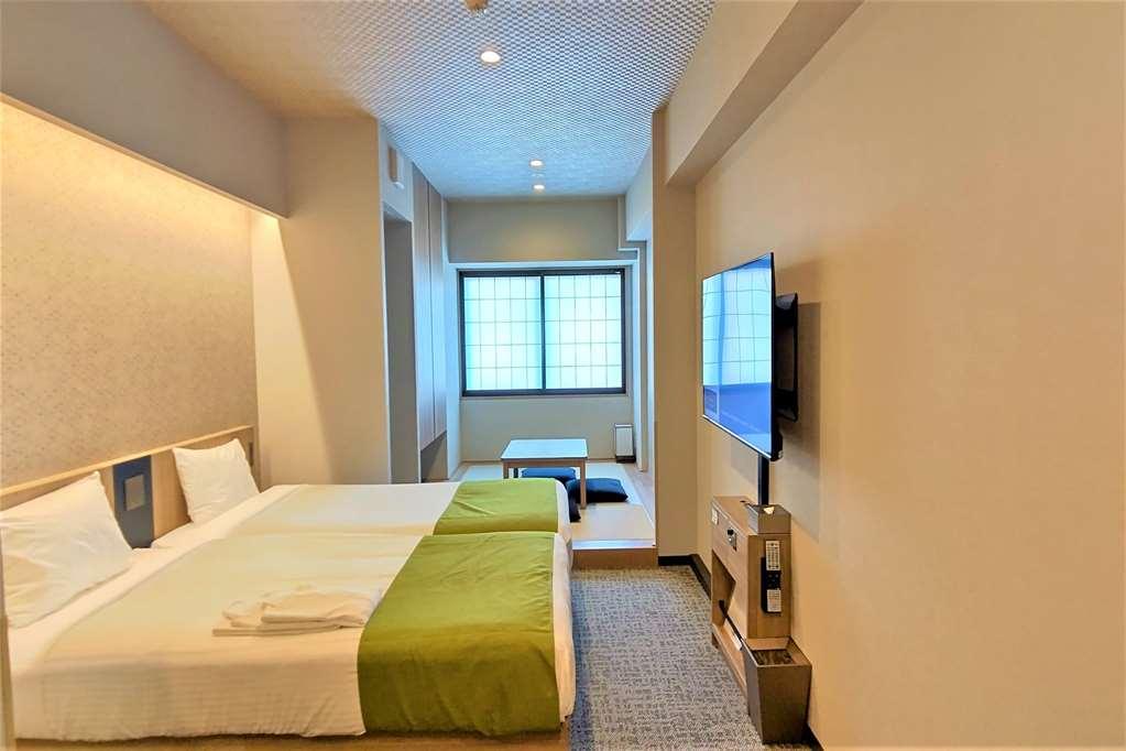 Monday Premium Ueno Tokyo