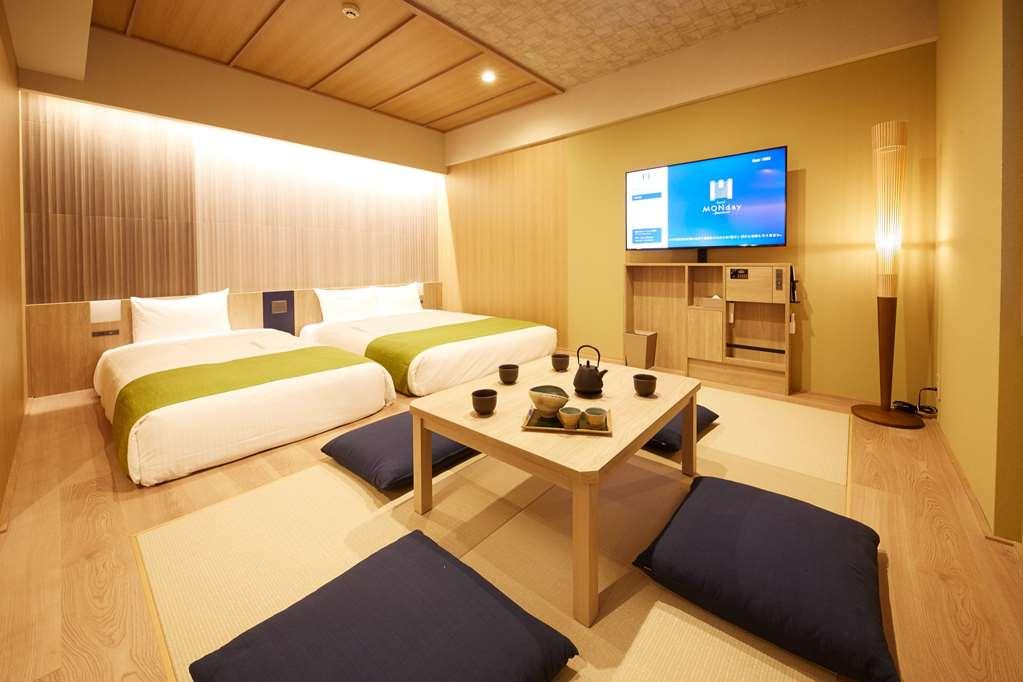 Monday Premium Ueno Hotel *